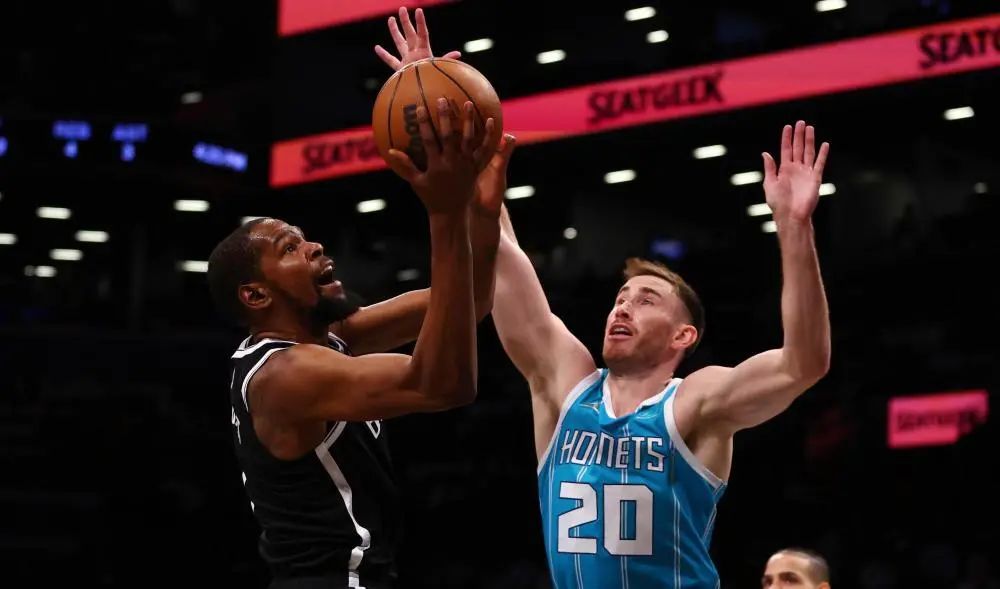 关键时刻欧超杯传出新动向;夏洛特黄蜂再遭质疑;管理层表态——赛场秩序良好;医务组通报恢复的简单介绍 关键时刻欧超杯传出新动向;夏洛特黄蜂再遭质疑;管理层表态——赛场秩序良好;医务组通报恢复的简单介绍