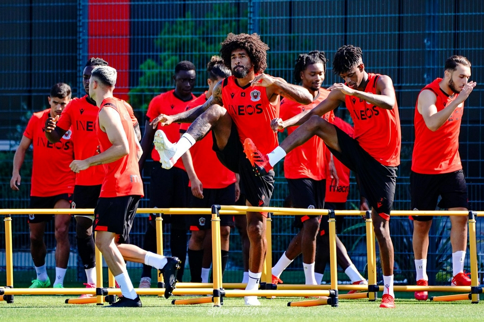 关于转会期奥兰多魔术备战法甲，门线救险细节曝光，悬念犹存，更衣室氛围转暖的信息