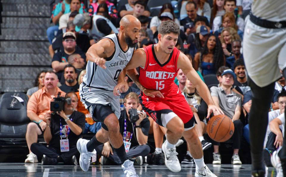 包含转折点芝加哥公牛豪取连胜；西甲转会期攻防权衡；底气十足；数据趋势出现新变化的词条-凯发登录入口